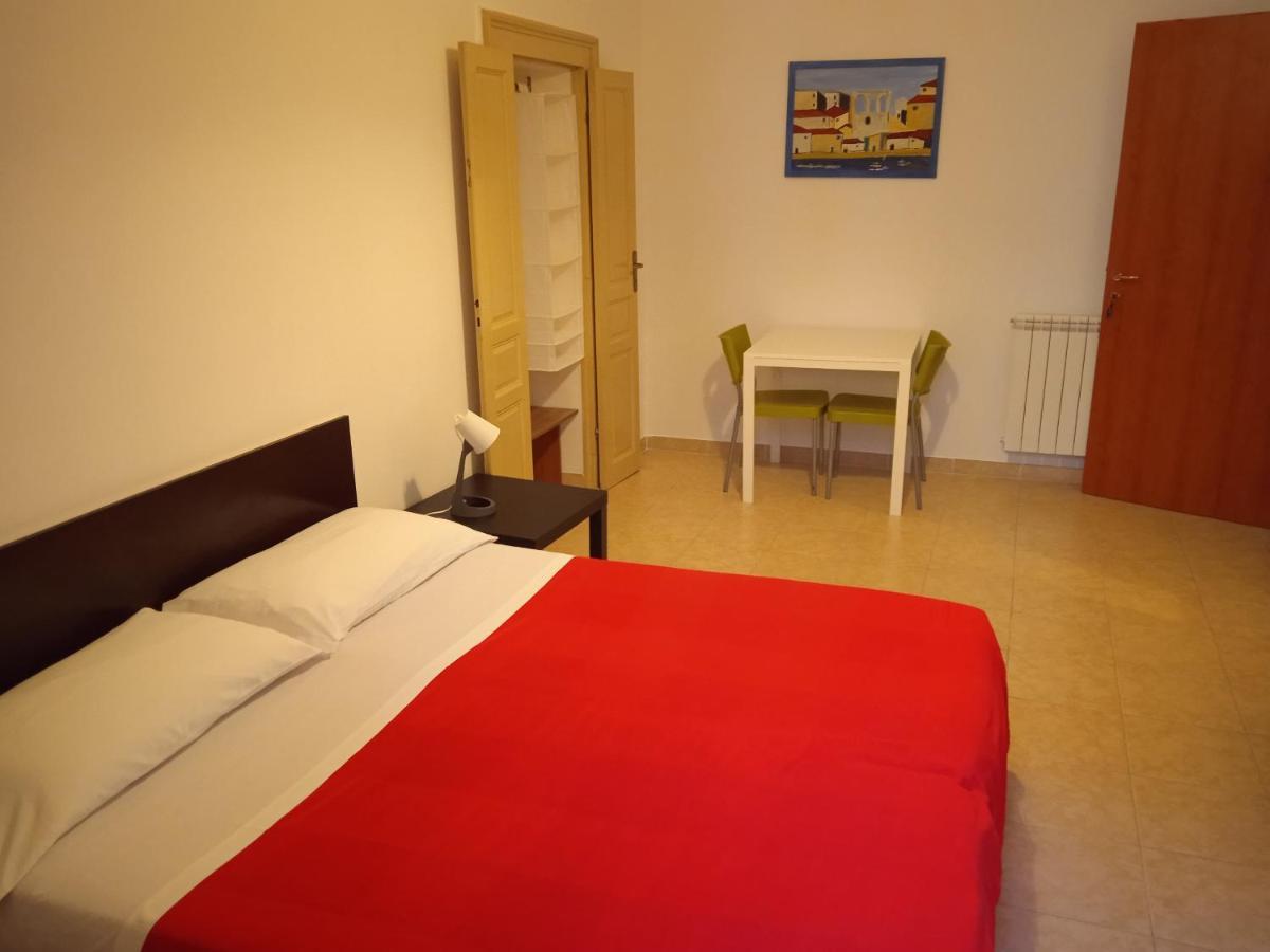 B&B Caravaggio Only 200 Metres From Ortigia Syracuse Buitenkant foto